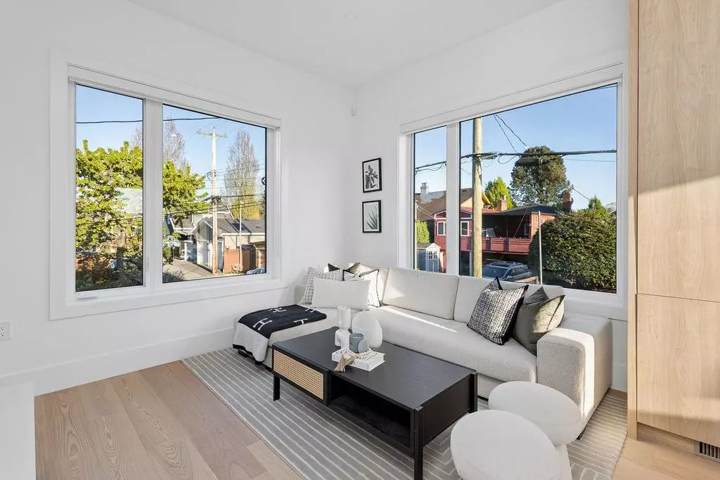 Living Room Photo of 2754 Graveley Street, Vancouver, BC