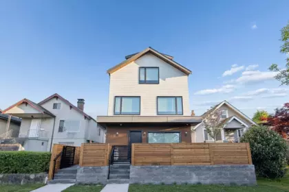 Front Yard Photo of 2754 Graveley Street, Vancouver, BC