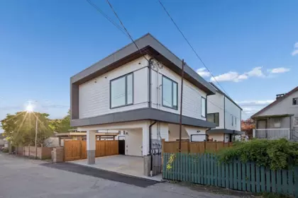 Hot Tub / Spa Photo of 2754 Graveley Street, Vancouver, BC