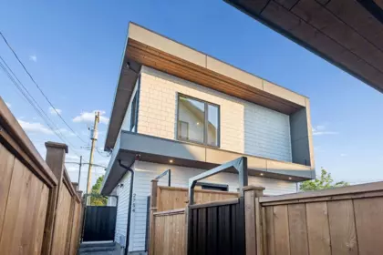 Outdoor Kitchen Photo of 2754 Graveley Street, Vancouver, BC