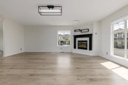 Walk-In Closet Photo of 168 6450 Vedder Road, Chilliwack, BC