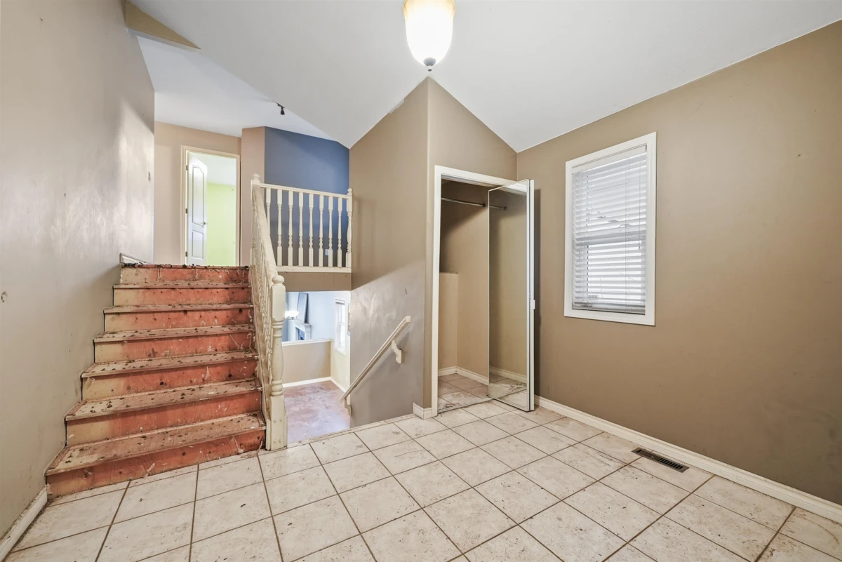 Living Room Photo of 3 1615 Shaughnessy Street, Port Coquitlam, BC