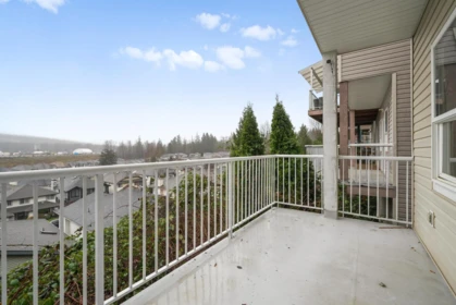 Office / Den Photo of 3 1615 Shaughnessy Street, Port Coquitlam, BC