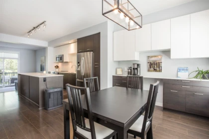 Kitchen Island Photo of 103 2428 Nile Gate, Port Coquitlam, BC