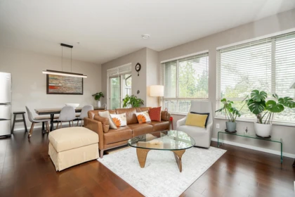 Breakfast Nook Photo of 6 3138 Dayanee Springs Boulevard, Coquitlam, BC