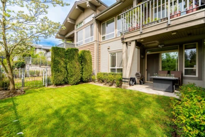 Hallway Photo of 6 3138 Dayanee Springs Boulevard, Coquitlam, BC