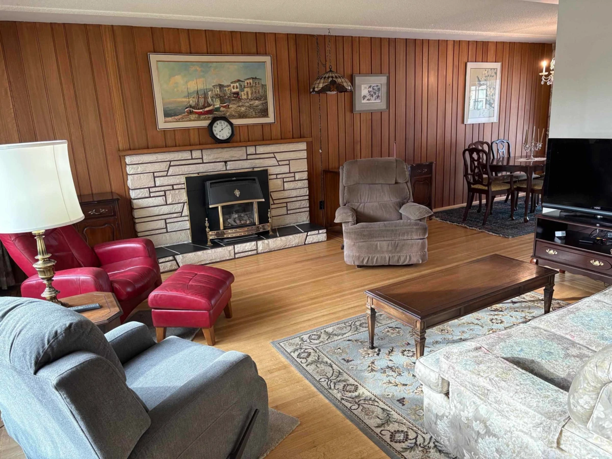 Living Room Photo of 2717 Waverley Avenue, Vancouver, BC