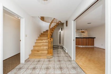 6041 Selma Avenue, Burnaby, BC, Burnaby — Single Family Residence for sale