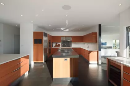 Kitchen Island Photo of 3460 Rockview Place, West Vancouver, BC