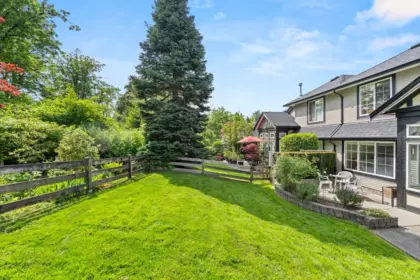 Garden / Landscaping Photo of 50 17917 68 Avenue, Surrey, BC