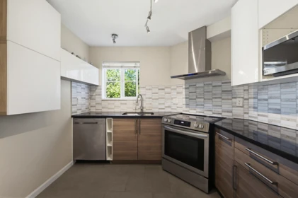 Breakfast Nook Photo of 303 10186 155 Street, Surrey, BC