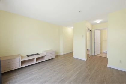 Powder Room Photo of 303 10186 155 Street, Surrey, BC