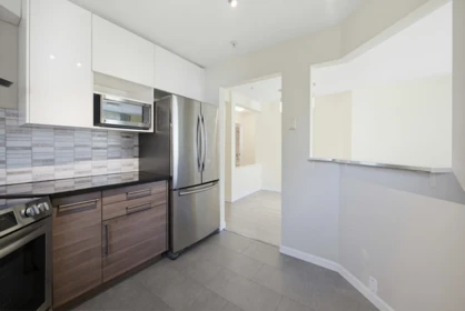 Primary Bathroom Photo of 303 10186 155 Street, Surrey, BC