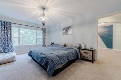 Guest Bathroom Photo of 24330 100b Avenue, Maple Ridge, BC