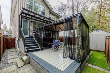 Swimming Pool Photo of 24330 100b Avenue, Maple Ridge, BC