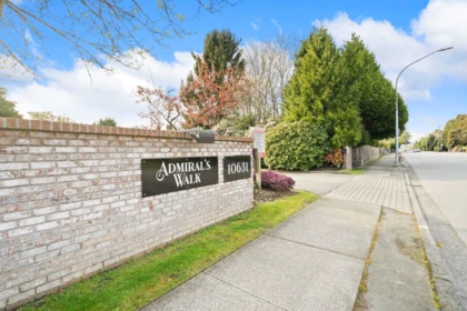 Garden / Landscaping Photo of 208 10631 No. 3 Road, Richmond, BC