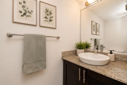 Primary Bathroom Photo of 103 13958 108 Avenue, Surrey, BC