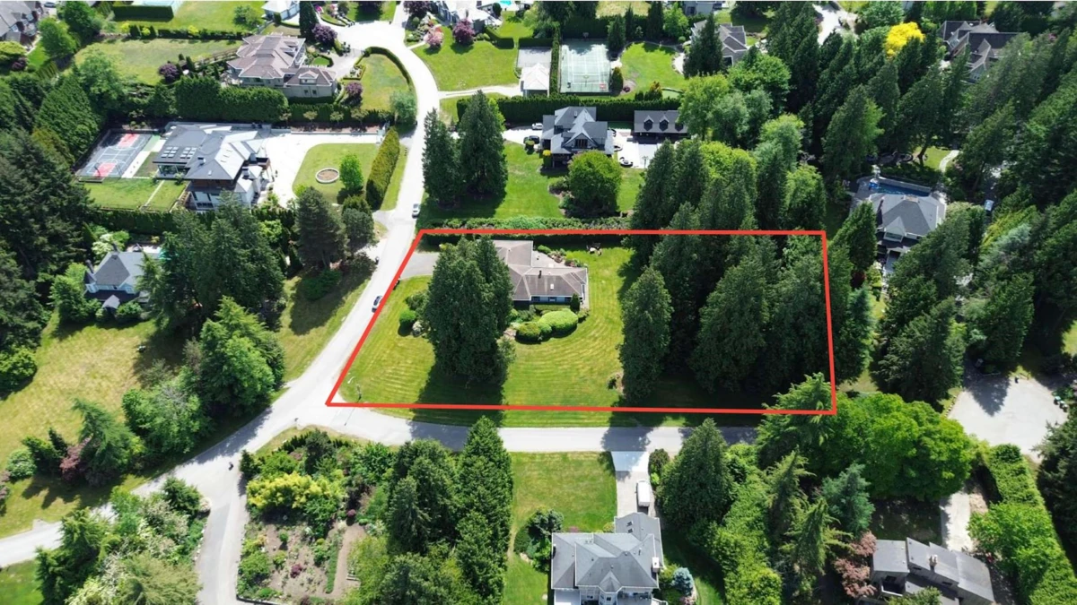 Exterior Rear Photo of 3039 163 Street, Surrey, BC