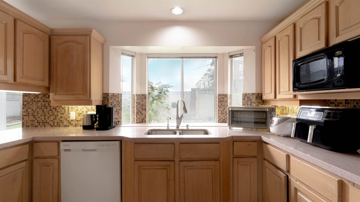 Family Room Photo of 3760 Mckay Drive, Richmond, BC