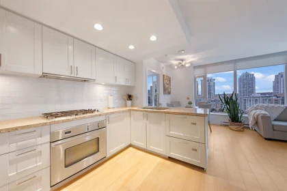 Kitchen Island Photo of 1305 1133 Homer Street, Vancouver, BC