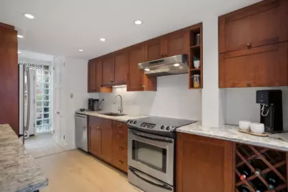 Breakfast Nook Photo of 1382 Maple Street, Vancouver, BC