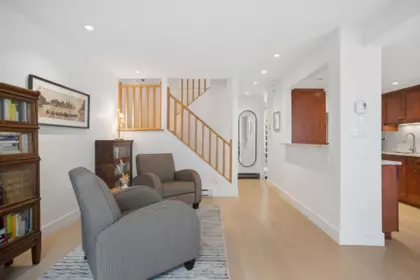 Hot Tub / Spa Photo of 1382 Maple Street, Vancouver, BC