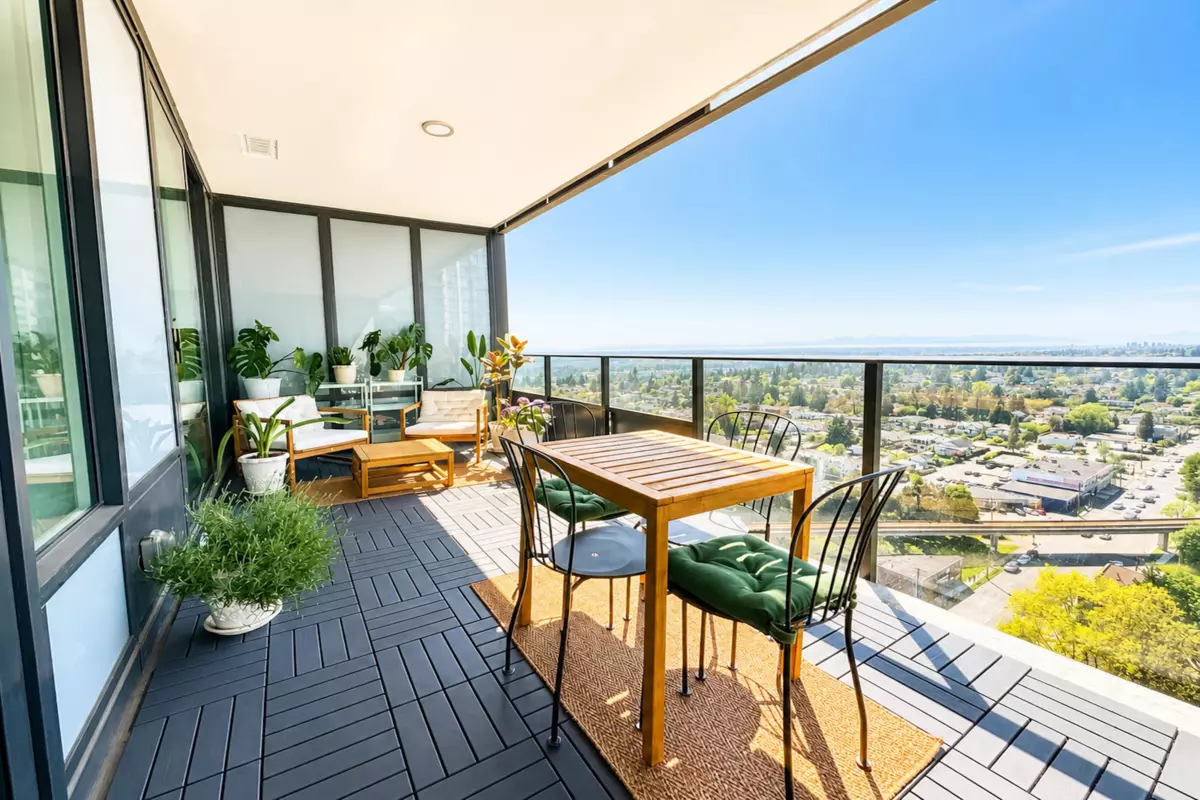 Living Room Photo of 2101 6699 Dunblane Avenue, Burnaby, BC