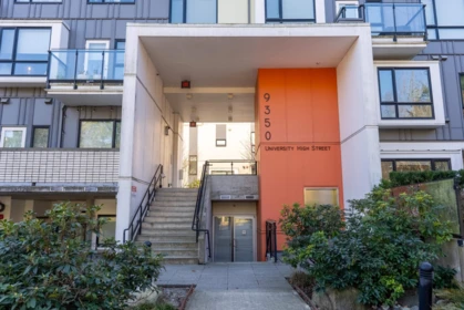 407 9350 University High Street, Burnaby, BC, Burnaby — Townhouse for sale