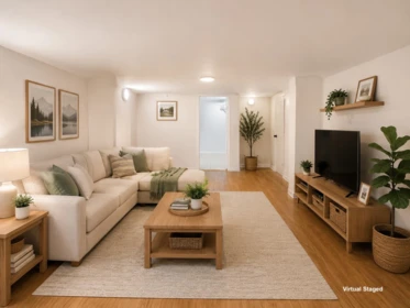Hallway Photo of 3150 Stephens Street, Vancouver, BC