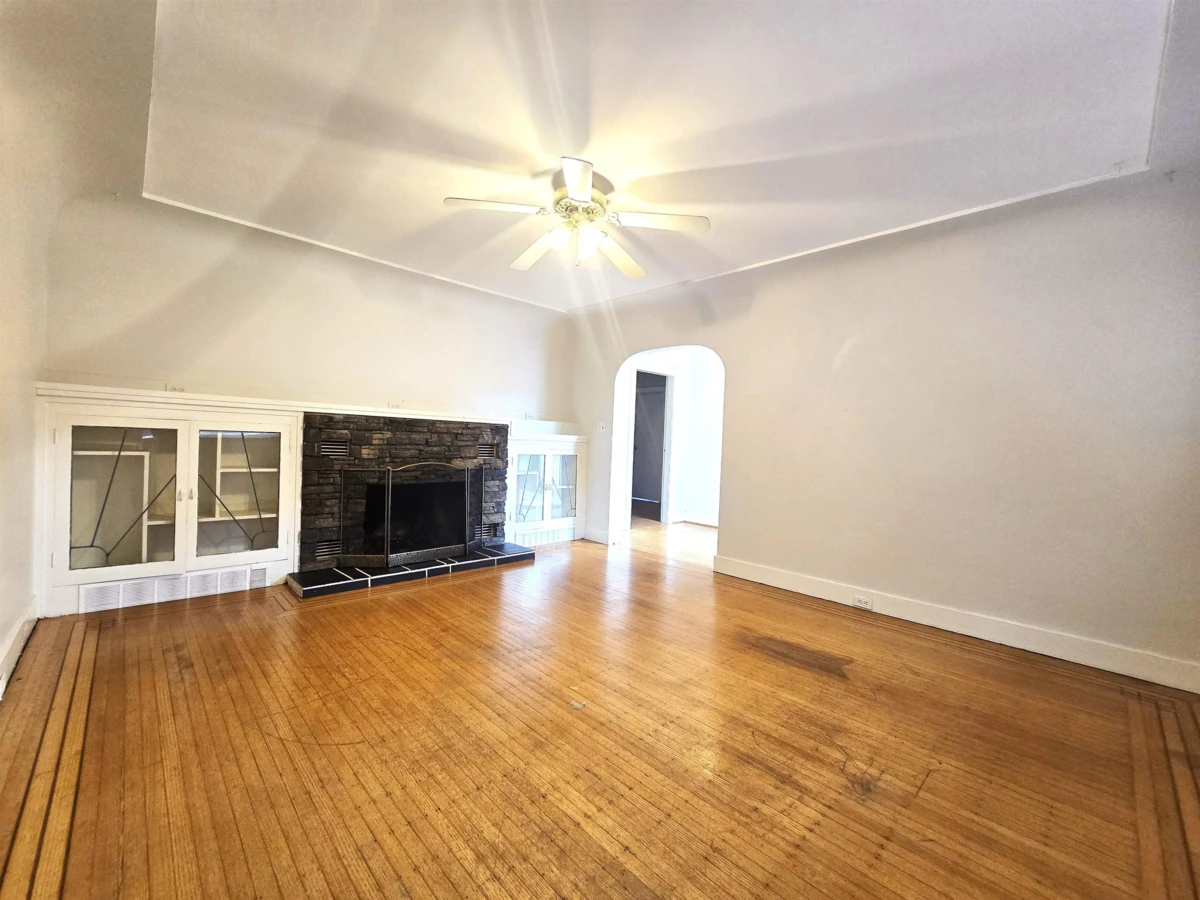 Dining Area Photo of 34008 Old Yale Road, Abbotsford, BC