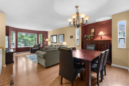Kitchen Photo of 31472 Crossley Court, Abbotsford, BC