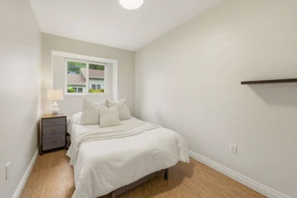 Bedroom 4 Photo of 562 W Keith Road, North Vancouver, BC