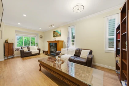 Breakfast Nook Photo of 562 W Keith Road, North Vancouver, BC