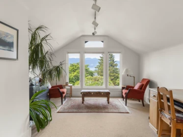 Garden / Landscaping Photo of 3820 W 12th Avenue, Vancouver, BC