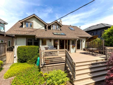 Outdoor Kitchen Photo of 3820 W 12th Avenue, Vancouver, BC