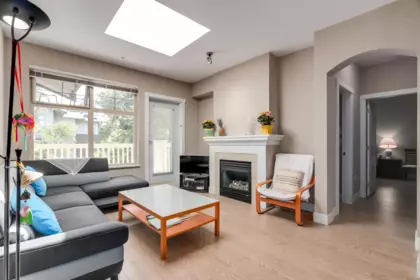 423 2083 W 33rd Avenue, Vancouver, BC, Vancouver — Apartment/Condo for sale