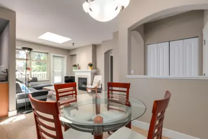Kitchen Photo of 423 2083 W 33rd Avenue, Vancouver, BC