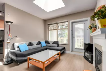 423 2083 W 33rd Avenue, Vancouver, BC, Vancouver — Apartment/Condo for sale