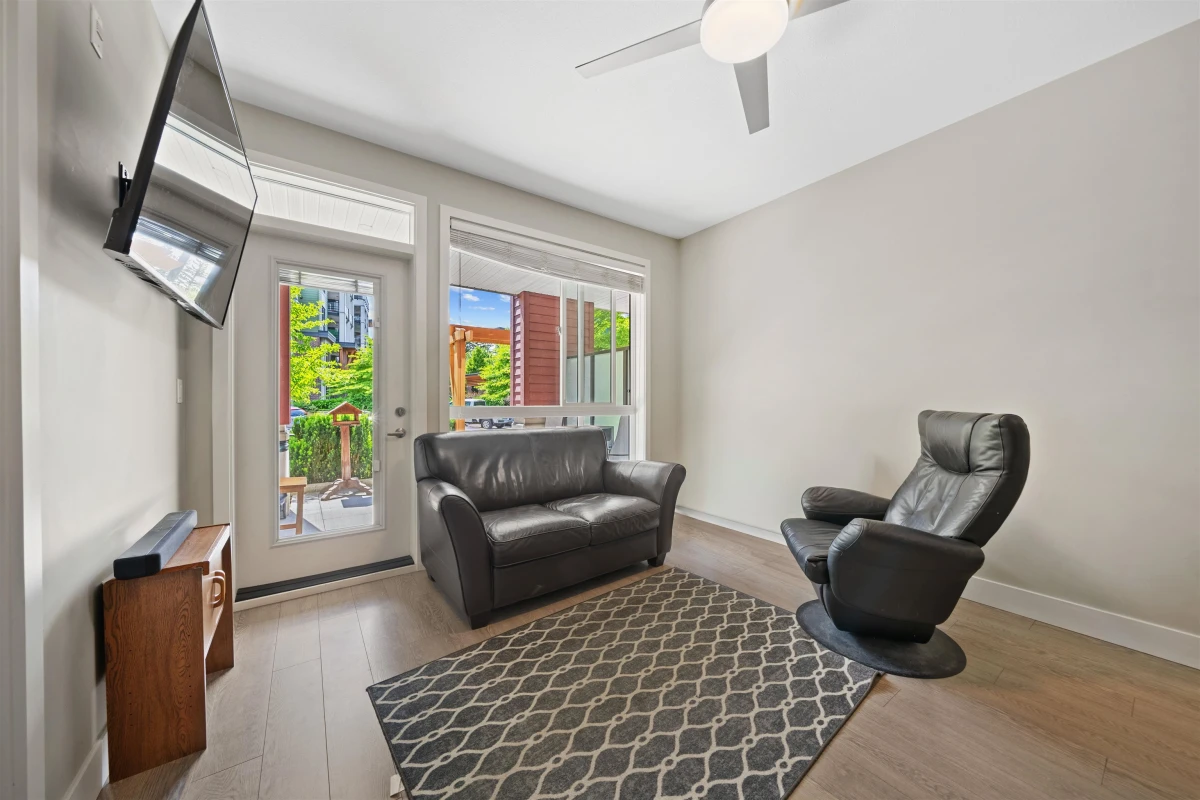 Dining Area Photo of 111 45513 Market Way, Chilliwack, BC