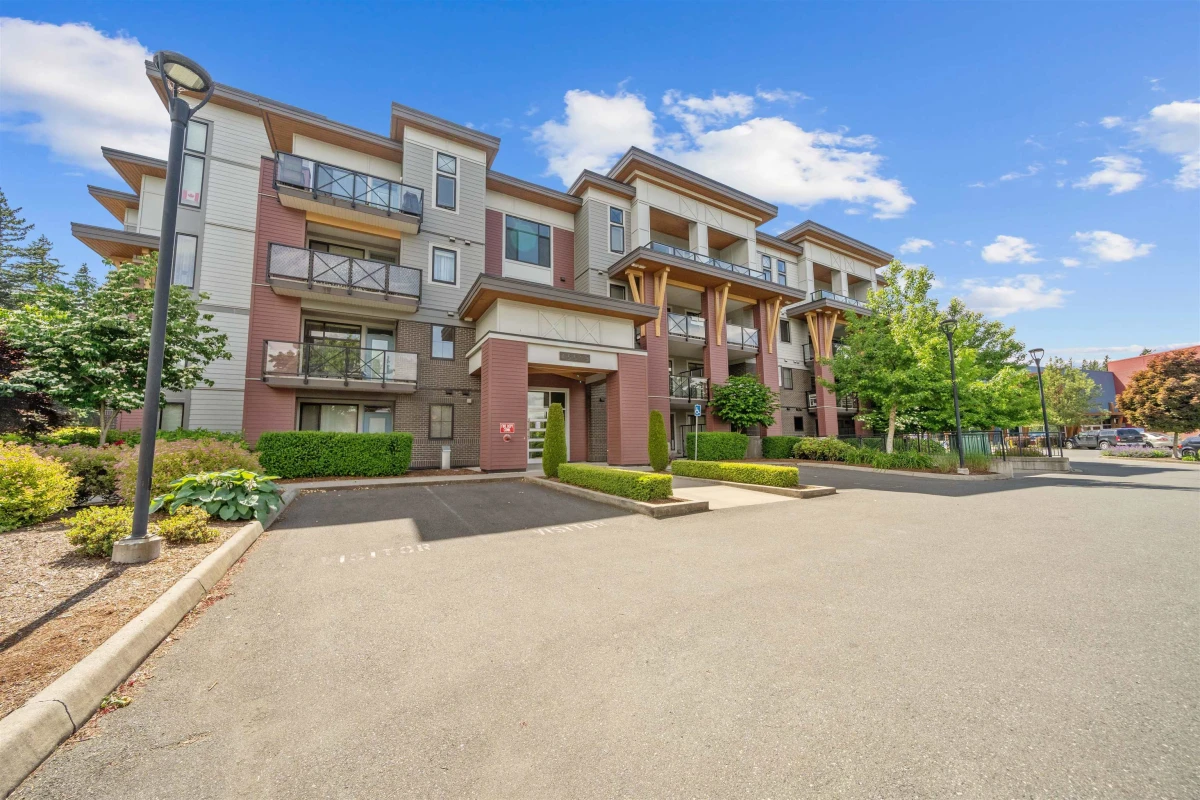 Exterior Rear Photo of 111 45513 Market Way, Chilliwack, BC