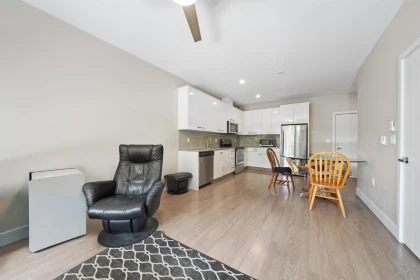 Kitchen Island Photo of 111 45513 Market Way, Chilliwack, BC