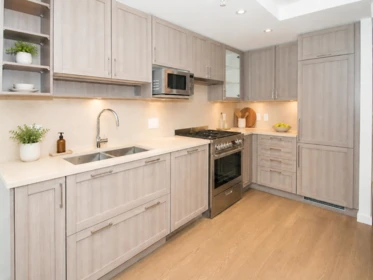 Kitchen Photo of 3104 5665 Boundary Road, Vancouver, BC