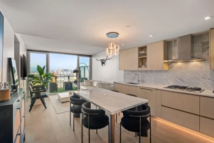 2916 89 Nelson Street, Vancouver, BC, Vancouver — Apartment/Condo for sale