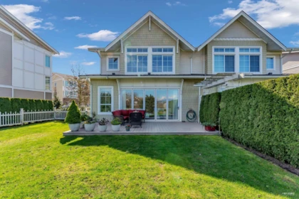 Front Yard Photo of 12B 5551 Admiral Way, Delta, BC
