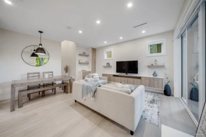 Kitchen Photo of 2558 William Street, Vancouver, BC