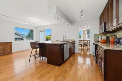 Breakfast Nook Photo of 4150 Best Court, North Vancouver, BC