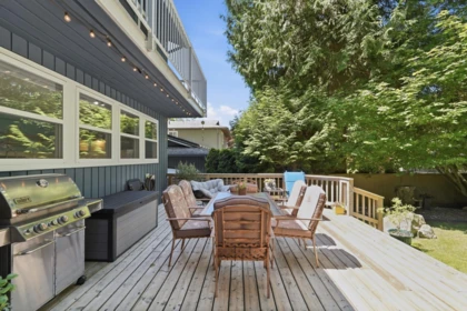 Basement Recreation Room Photo of 12597 20 Avenue, Surrey, BC
