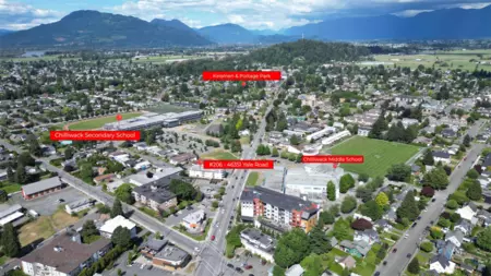 Outdoor Patio Photo of 206 46351 Yale Road, Chilliwack, BC