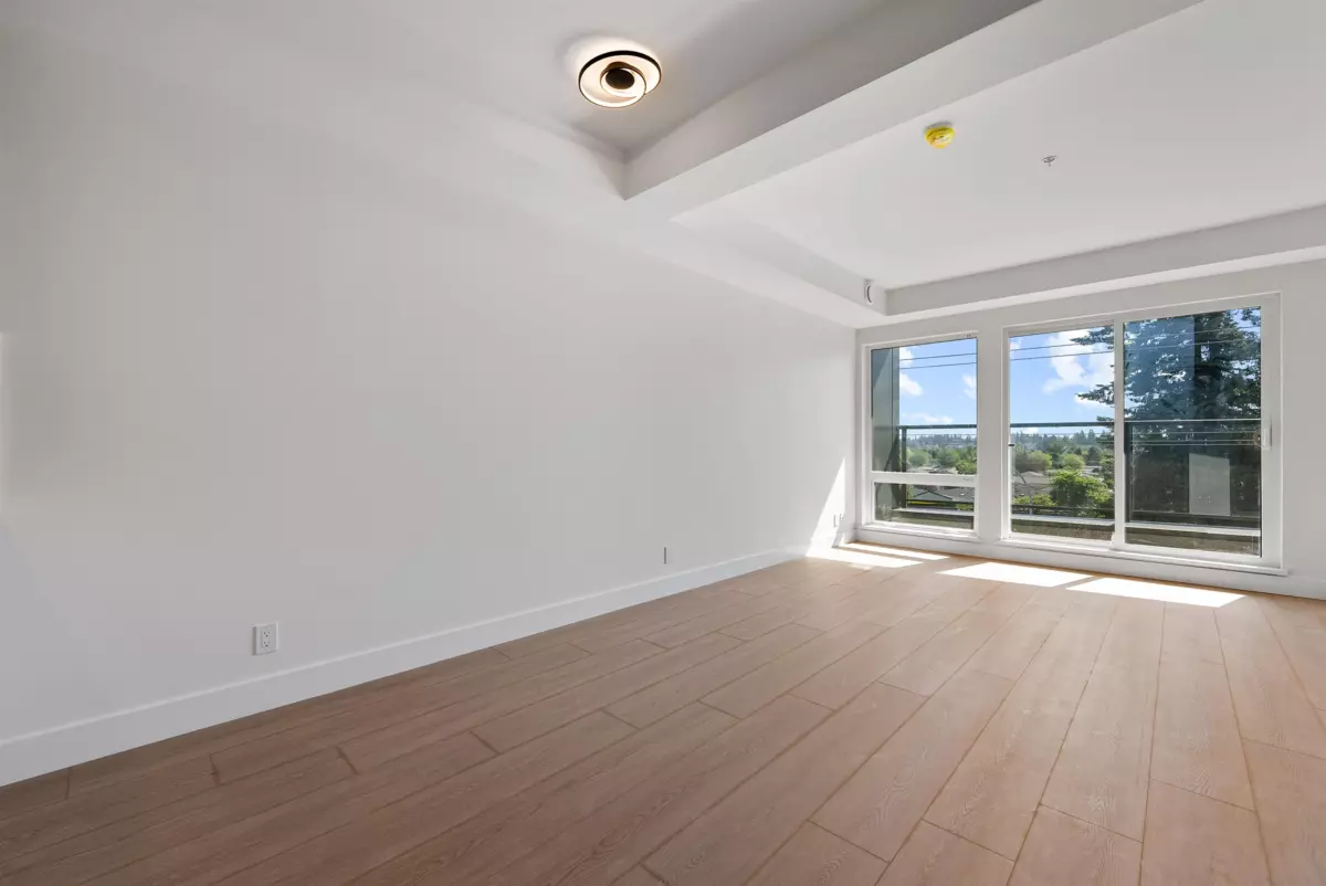 Dining Area Photo of 206 2233 156 Street, Surrey, BC