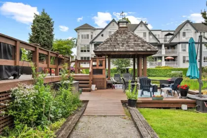 Garden / Landscaping Photo of 326 12633 No. 2 Road, Richmond, BC